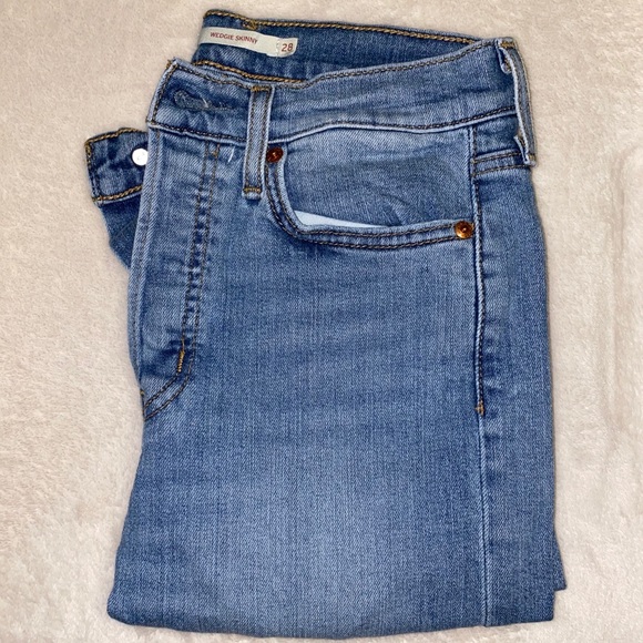 LEVI WEDGIE SKINNY JEANS - Picture 4 of 7